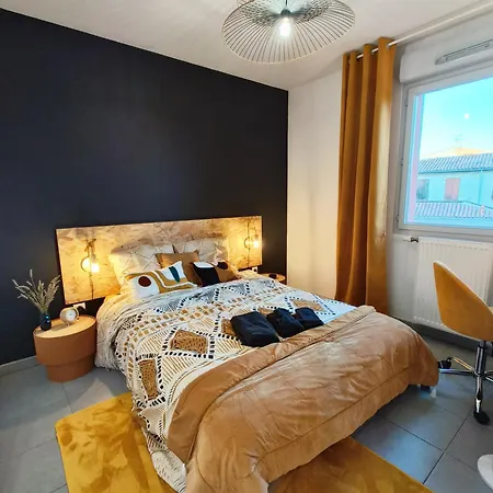 Privee Dans Partage Avec Balcon Calme & Degage Privatunterkunft
