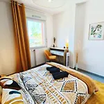 Privée Dans Partagé Avec Balcon Calme&dégagé Alloggio in famiglia *