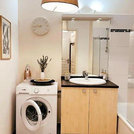 Privee Dans Partage Avec Balcon Calme & Degage Rum i privatbostad *