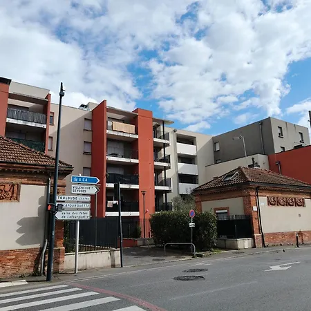 Privee Dans Partage Avec Balcon Calme & Degage Quarto em Acomodações Particulares *