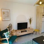 Ubytování v soukromí Privee Dans Partage Avec Balcon Calme & Degage *